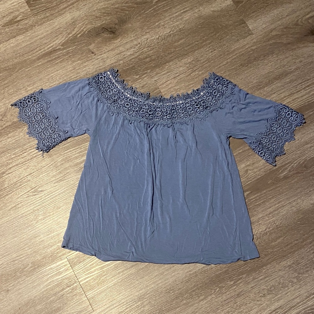 Women's Lace-Trim Off-the-Shoulder Blouse - Dusty Blue